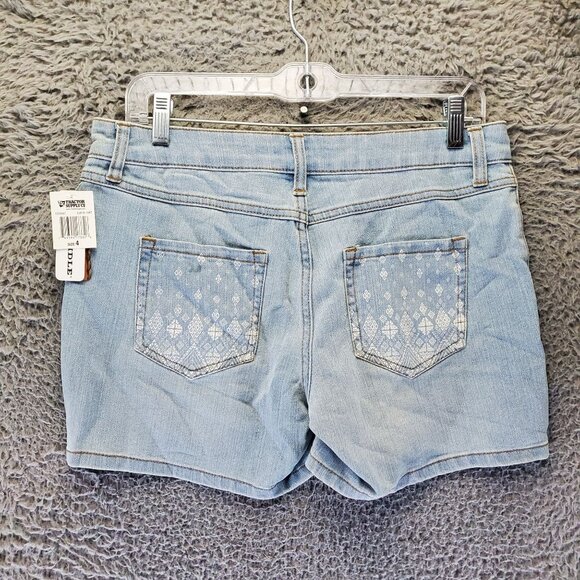 Bit & Bridle Shorts Womens Size 4 Light Blue Denim Classic Stretch *NWT* - Picture 10 of 11